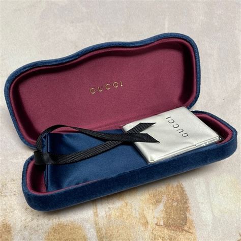 buy gucci glasses case
